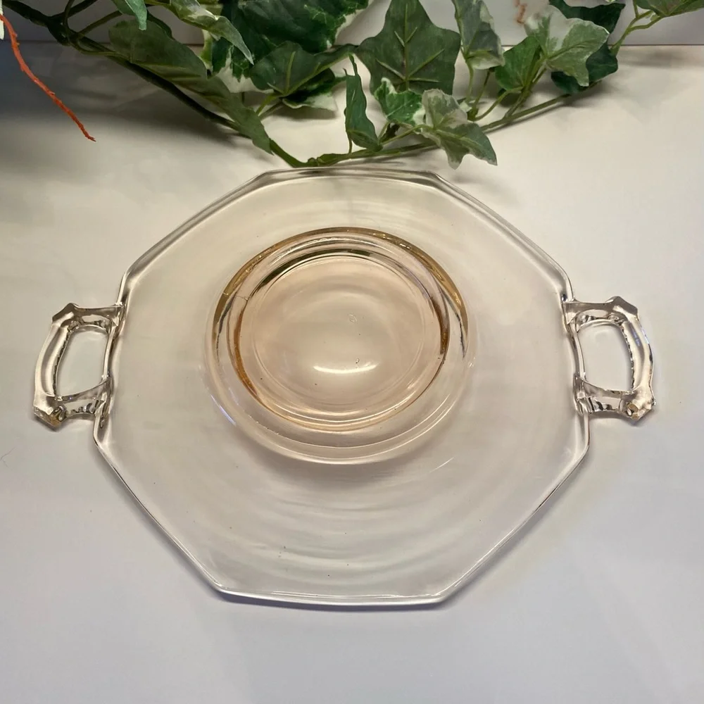 1930s Art Deco Pink Octagonal Glass Footed Plate Tidbit Tray Platter w/Handles - Picture 6 of 13